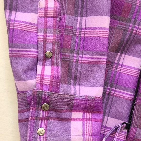 Women's Volcom Circle Flannel Jacket Size Large (Slim/Juniors) 2016 Discontinued - Picture 5 of 10